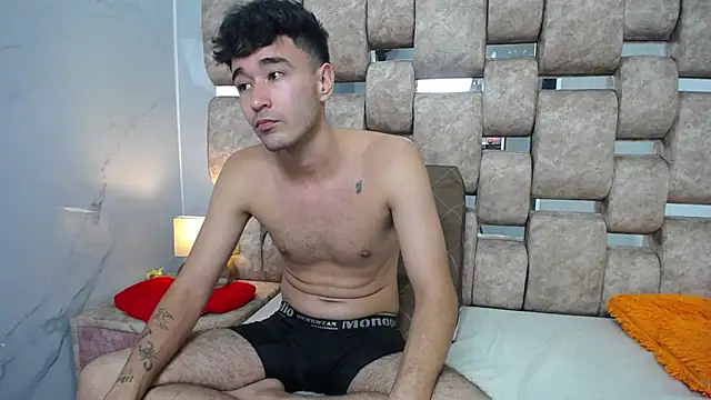 KathyAiden webcam