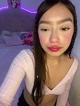 miakittyyy - Miakittyyy's free webcam - UK Sex Cams