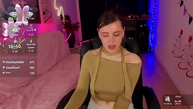 Emillias live sex cam