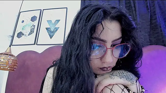 sophy_rock - Sophy_rock's free webcam - UK Sex Cams