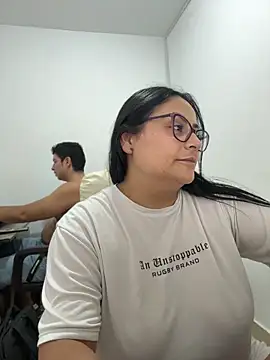 angie_e (G young) - squirt dildo cum in store in public