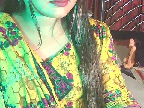 nusrat_faria (F young) - boobs show