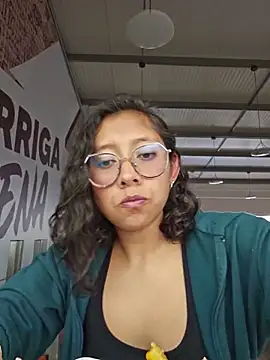 camila_lopez1 (Ask my age) - dildo in the pussy