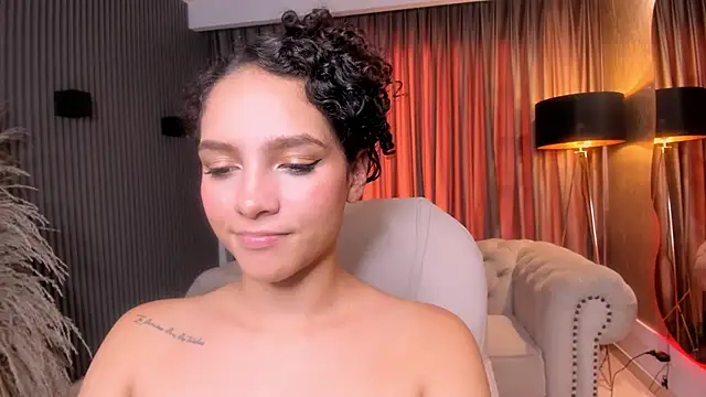 anahi_curlie1 - Anahi_curlie1's free webcam - UK Sex Cams