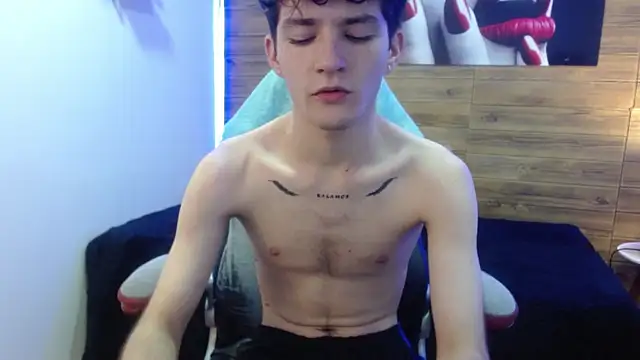 trevor_mob - Trevor_mob's free webcam - UK Sex Cams