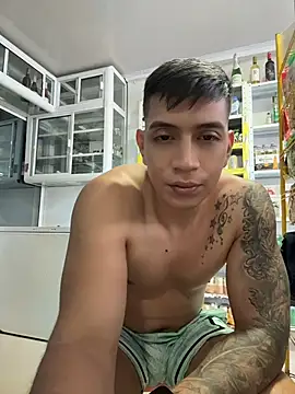 OliverWest04 webcam
