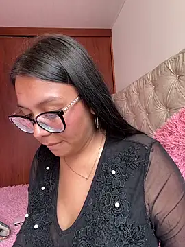 iam-sophia27 - Iam-sophia27's free webcam - UK Sex Cams