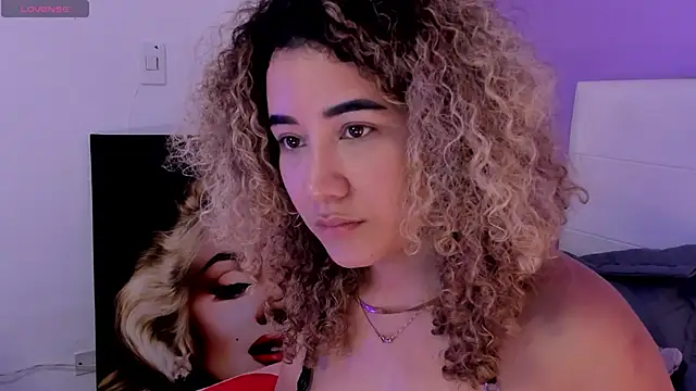 Charlotte11-11 webcam
