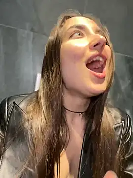 icrazyoneirl (F young) - 😱spread ass behind taxi driver