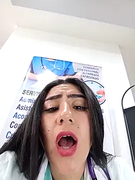 caroline__07 - CAROLINE__07's free webcam - UK Sex Cams