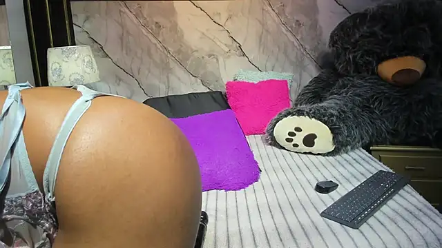 niyirey1 (F young) - 🌹RIDE+OIL+SPANK 🌹