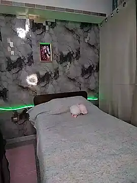 SaharQamar webcam