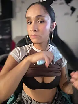 Isabella-Teen