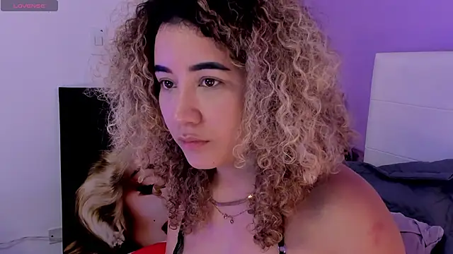 Charlotte11-11 webcam