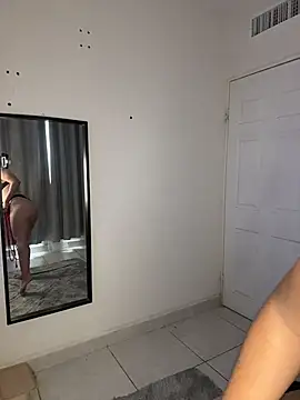 sexyedith09 (F young) - Bondage desnuda