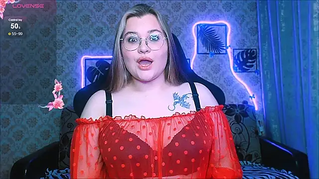 inlovewithlife26 (F young) - toy control (5 minutes)