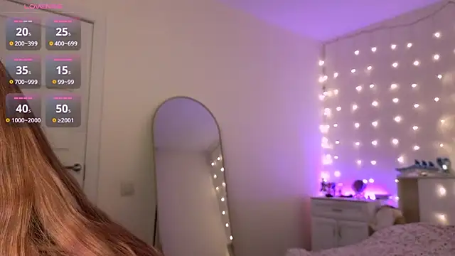 RebeccaAster webcam