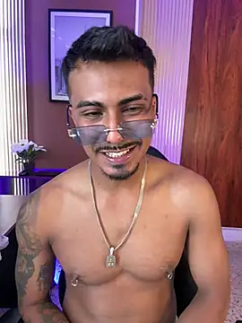 latinmoster_boss (M young) - spit cock