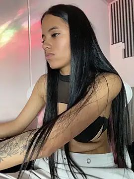 celeste_-ec (F teen) - zoom asshole