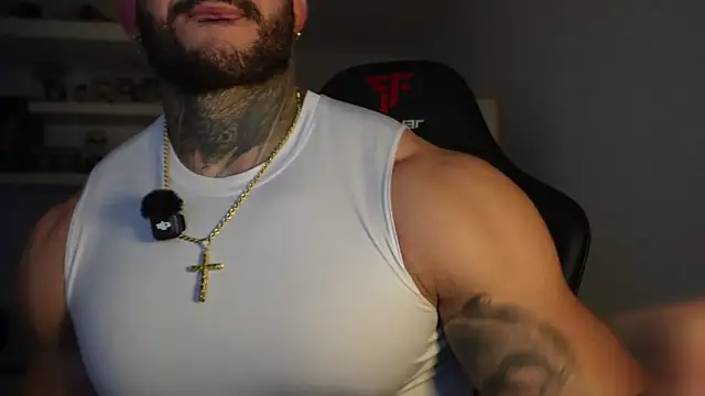 iamjackc_ (M young) - Naked, Oiled, flexing King