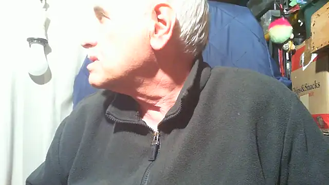 nonnomaturobisex (M grandpa) - voglio vostrafiga,CAZZO,CULO,bocca,piedi