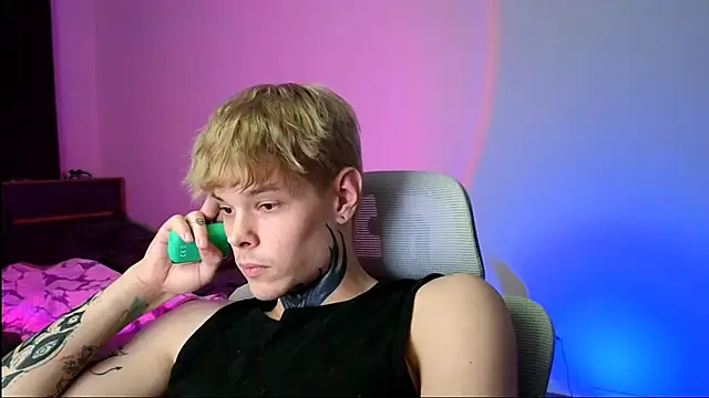 DENIS_HERE