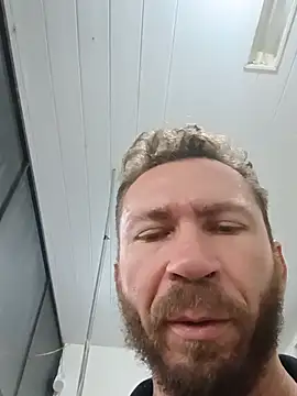 robertoluiz84 - RobertoLuiz84's free webcam - UK Sex Cams