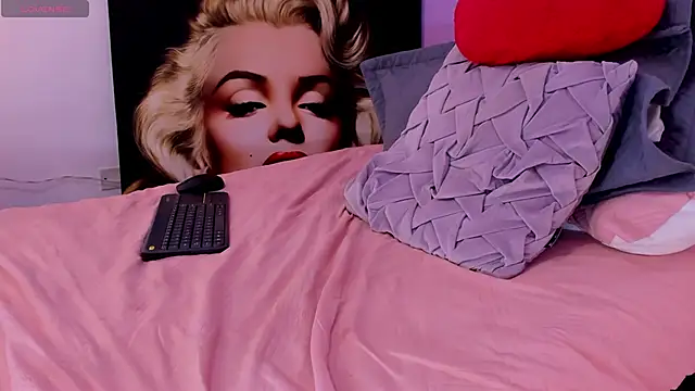 Charlotte11-11 webcam
