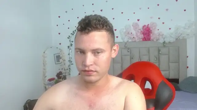 sven_fox723 webcam