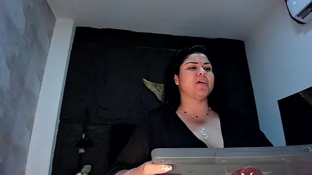 millagrey - MillaGrey's free webcam - UK Sex Cams