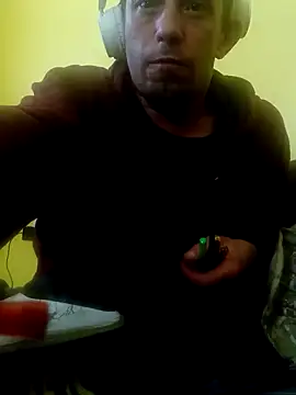 jonekjohnypl - Jonekjohnypl's free webcam - UK Sex Cams