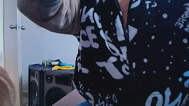 thomas_gun - Thomas_gun's free webcam - UK Sex Cams
