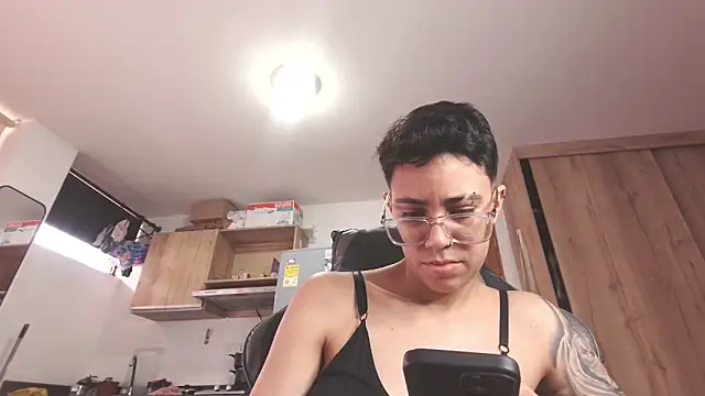 Cutie_Shy_ webcam