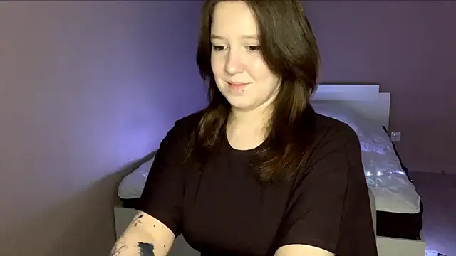 satinystoic - SatinyStoic's free webcam - UK Sex Cams
