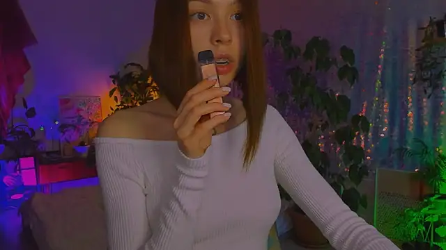 poli__ - Poli__'s free webcam - UK Sex Cams