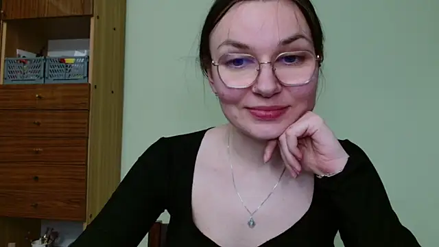 looveellyx - LooveELLYx's free webcam - UK Sex Cams