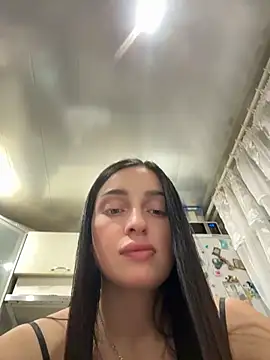 soft_pleasure (F young) - Show my naked ass 🥵