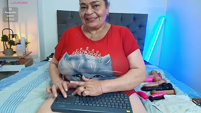 queenmatturex - QueenMatturex's free webcam - UK Sex Cams