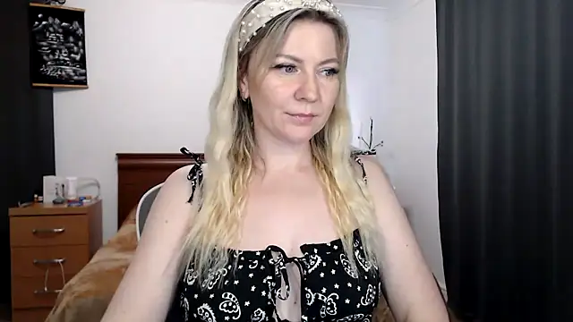ParadiseAlina live sex cam