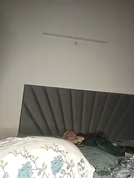 virgin_aisha (Ask my age) - chocolate + cum combination