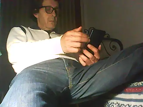 moro_ra - Moro_ra's free webcam - UK Sex Cams