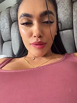 emma_andrew1 (F young) - Ride torso Ass to cam
