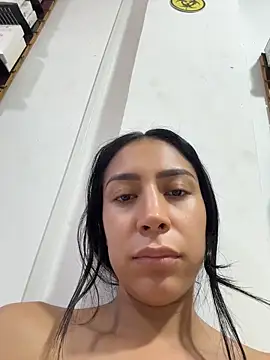 pregnant_sofii18 (F young) - Show delicius my tits and rub nipples