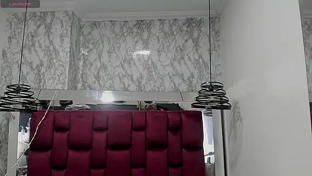 Dahiana_Dmour_