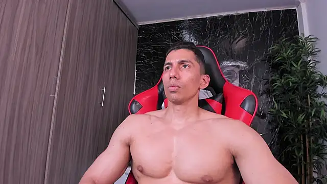 Erik_castle