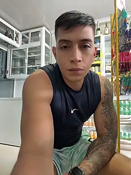 oliverwest04 (M young) - Cum🍆💦💦💦