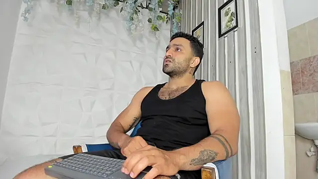 Live sex cam di LeonidasKaiser