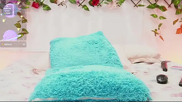 sarabow - SaraBow's free webcam - UK Sex Cams