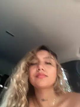 amanda-medrano1 webcam