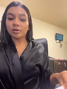 AlyssaRay webcam